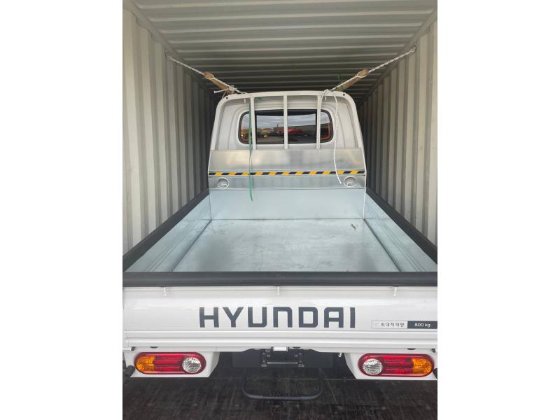 HYUNDAi PORTER II DOUBLE CAB 4WD
