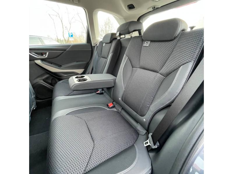 SUBARU Forester 2.0i Grey 2024