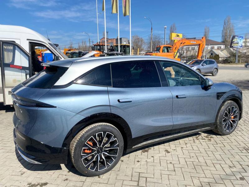 ZEEKR 7X 2025 Silver/Blue EL