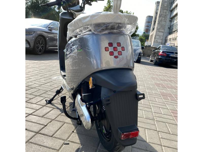 Скутер Электрический Luyuan S10