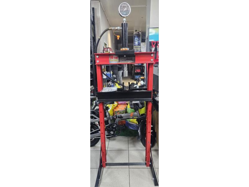 Presă hidraulică 10T (distanță de lucru 245-720 mm) SP1207