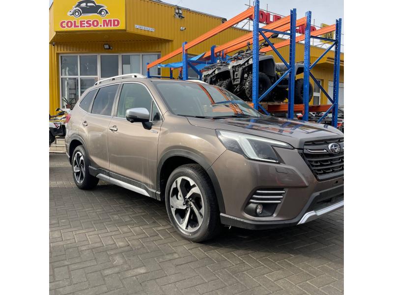 SUBARU Forester e-Boxer 2.0i (2024)