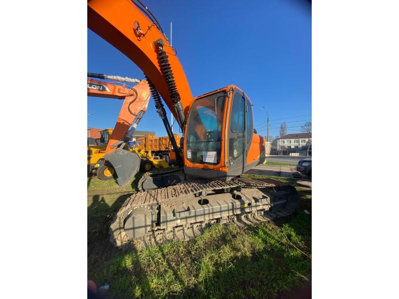 Excavator pe senile Develon DX205  (2025)