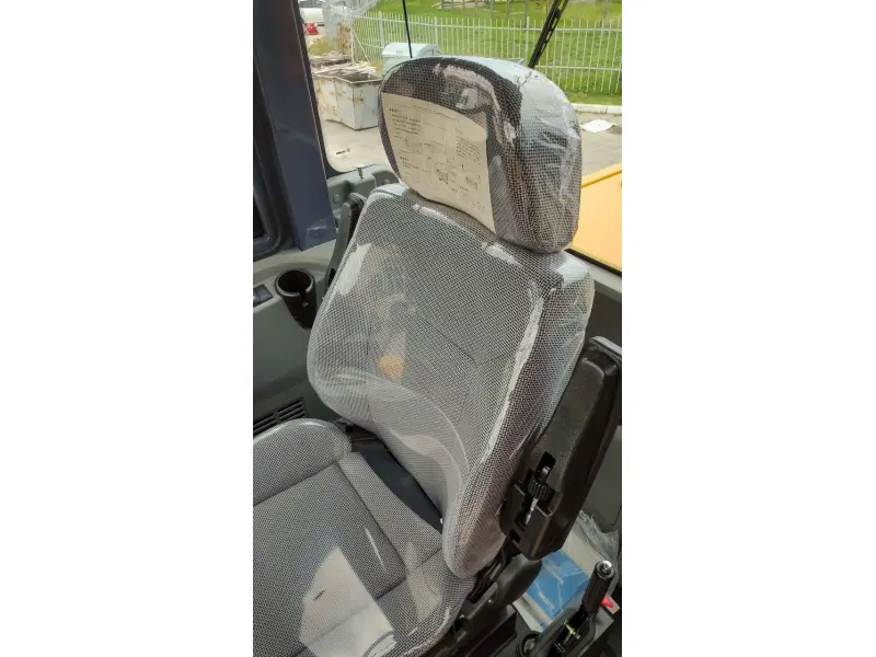 Incarcator Frontal  LW550FN 