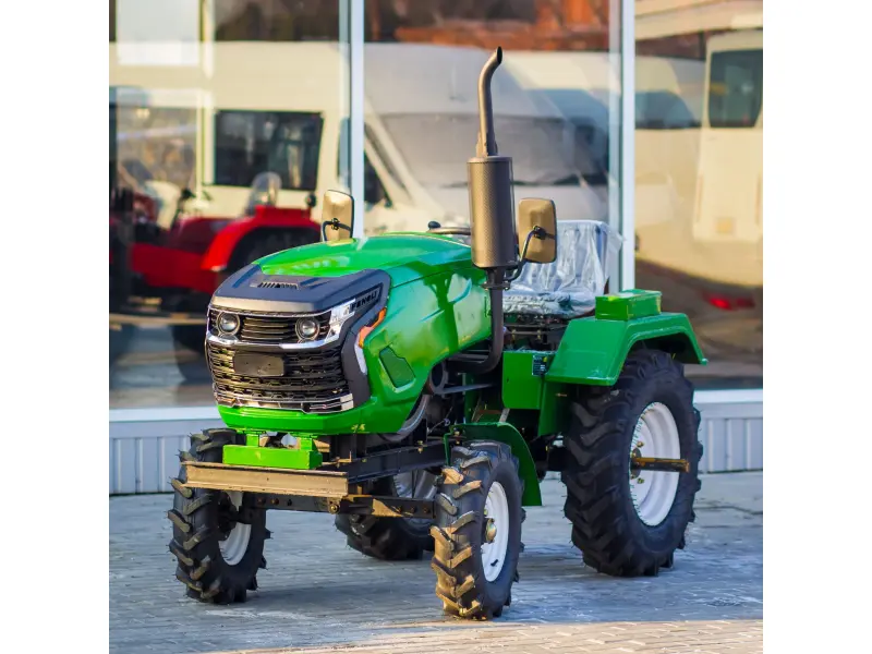 Tractor BIZON 200  (20 c.p)
