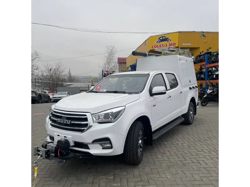 ISUZU 4x4 Atelier Mobil (LA COMANDA)