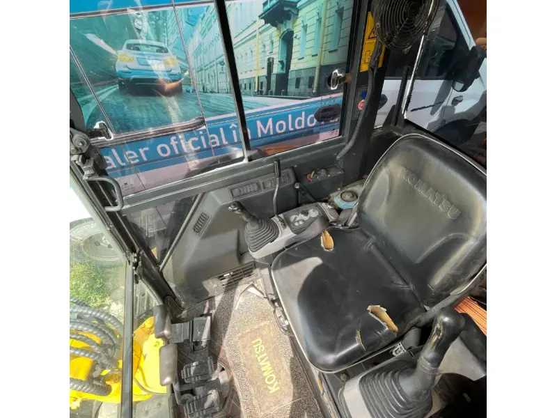 Mini-excavator Komatsu PC30MR-2