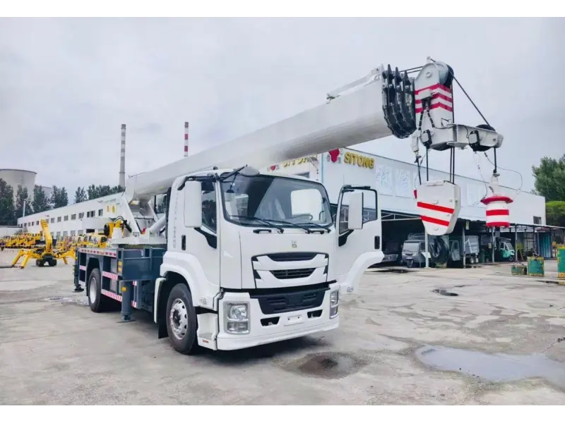 Macara-manipulator Isuzu 16 tone 36,6 m (LA COMANDĂ)