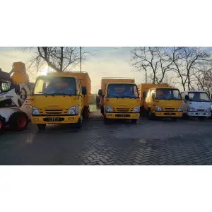 Eximotor SA a livrat 3 autobasculante ISUZU pentru serviciile comunale din Chișinău