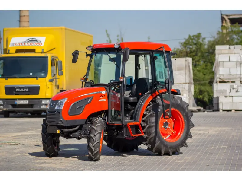 TRACTOR KIOTI DK-5810