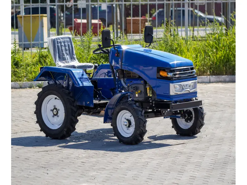 Tractor BIZON 180 (18 c.p) Tractor BIZON 180 (18 c.p)