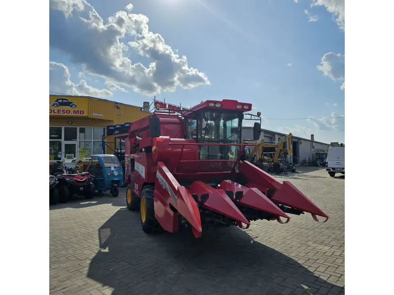 Recoltator de porumb BIZON 4YZP-3H