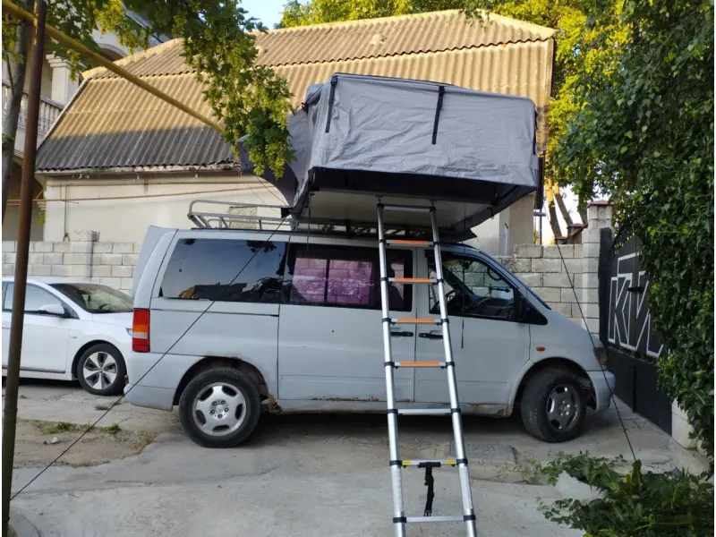 Cort auto pe acoperiș RCT0103A