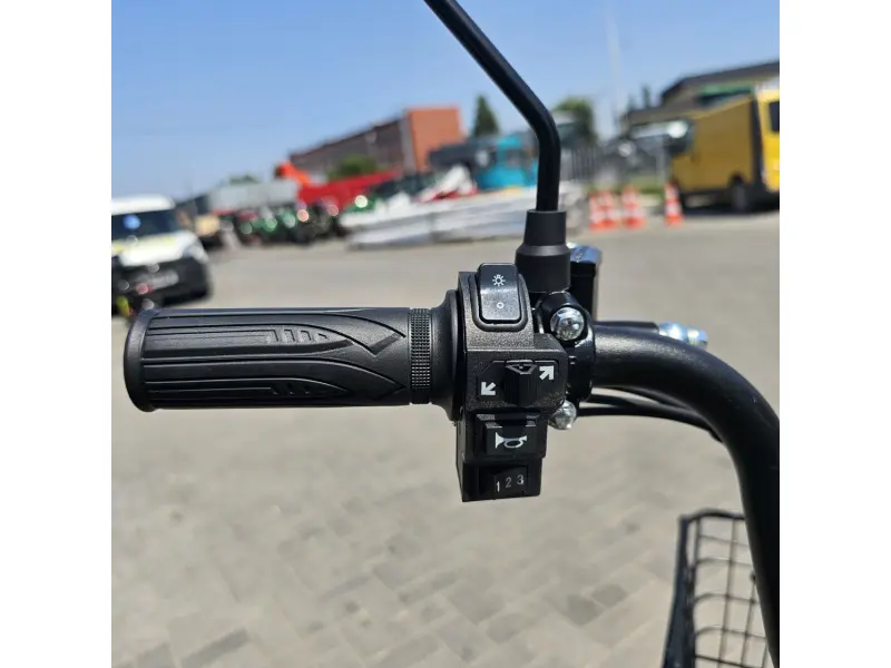 Электрический велосипед для курьера Minako Monster M1 