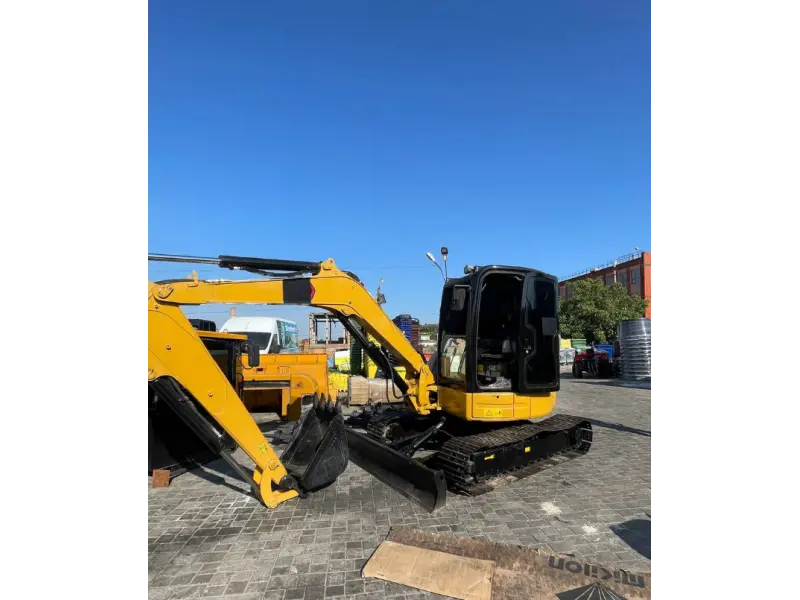 Excavator CAT303.5E 