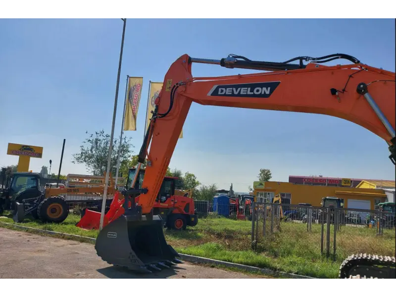 Excavator pe senile DX225LCA-7M vin cod: DHKCEBEEHR0004105