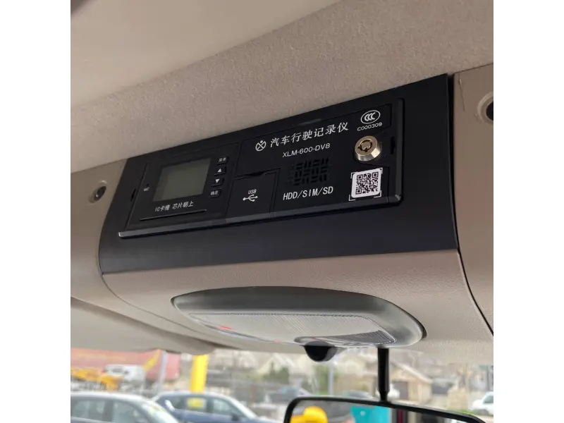Autobasculantă Hyundai Xcient CLW5500