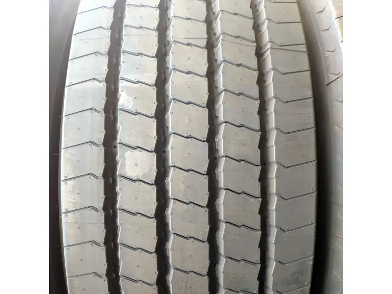 385/65/22.5 Pirelli 164K (158L) M+S HL FR:01T (axa fata) 385/65/22.5 Pirelli 164K (158L) M+S HL FR:01T (axa fata)