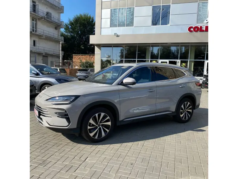 BYD Song Plus  2024 Honor Edition DM-i 150km Flagship ( Smoke )