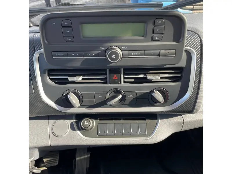 Camionul JMC N822 JX1054TG2