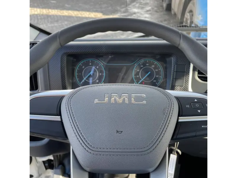 Camionul JMC N822 JX1054TG2