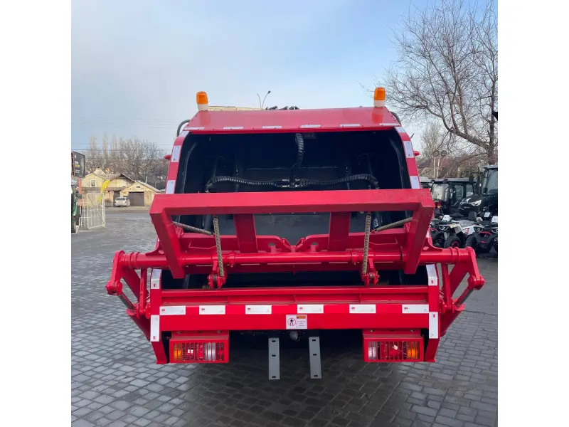ISUZU 4x2 LHD 120hp 6CBM 
