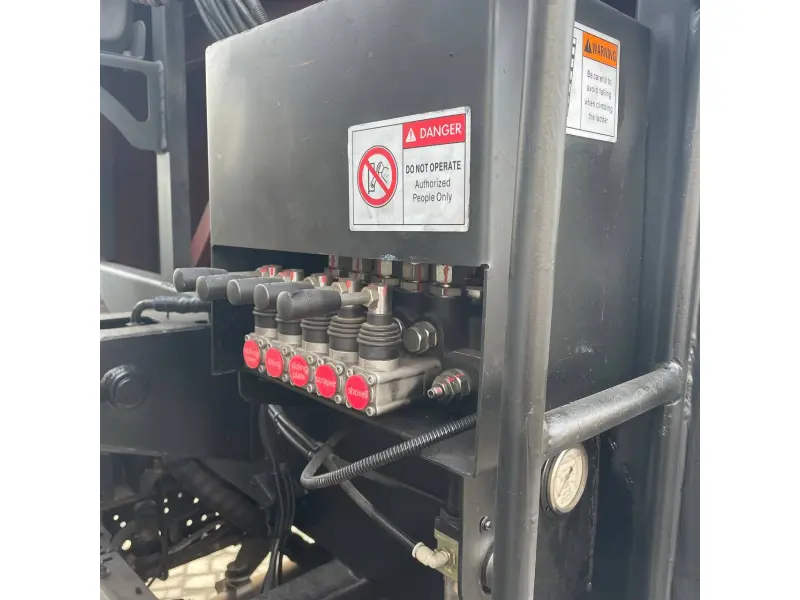 ISUZU 4x2 LHD 120hp 6CBM 
