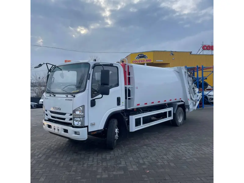 Autogunoiera ISUZU - 132 hp 7CBM