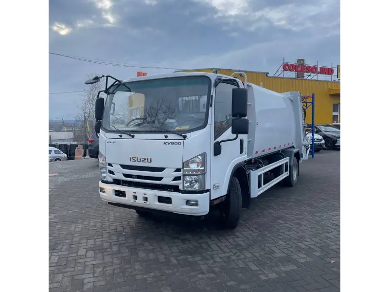 Autogunoiera ISUZU - 132 hp 7CBM
