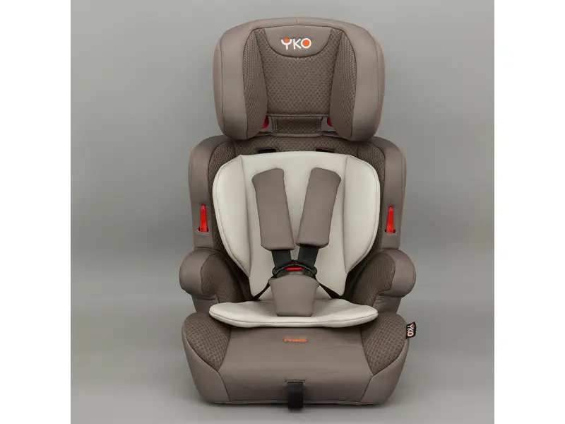 Scaun auto YKO-933. De la 1 an la 12 ani. Greutate de la 9 kg la 36 kg