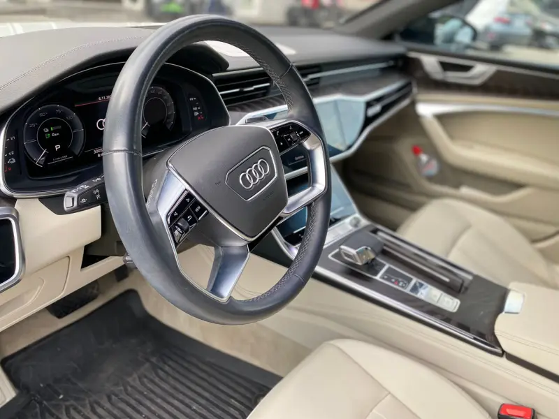 Audi A7 Sportback (C8, 2023 facelift) 55 TFSI e Plug-in Hybrid quattro ultra S tronic