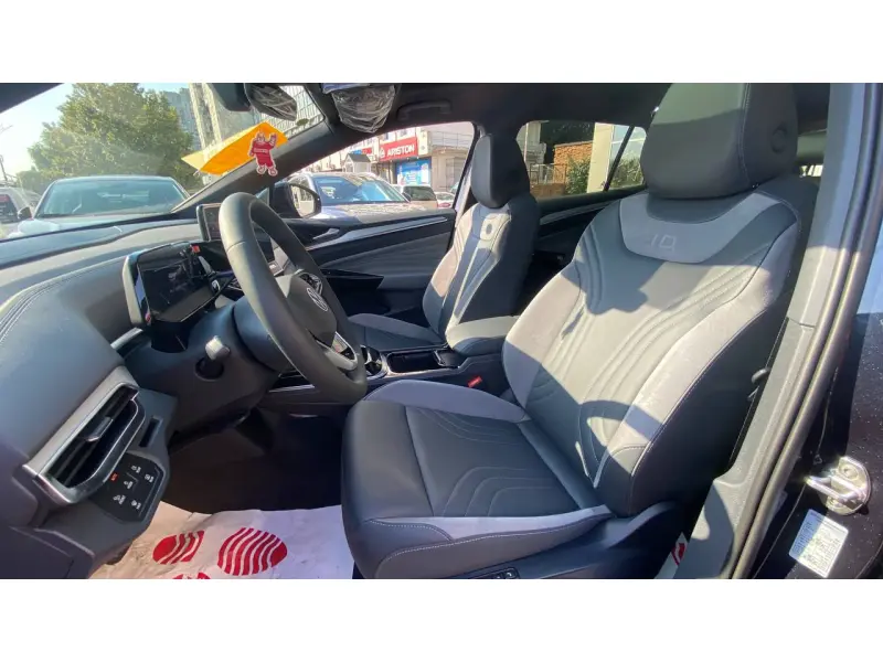 VOLKSWAGEN ID.4 CROZZ Long Range Pro 2023 Dark Blue