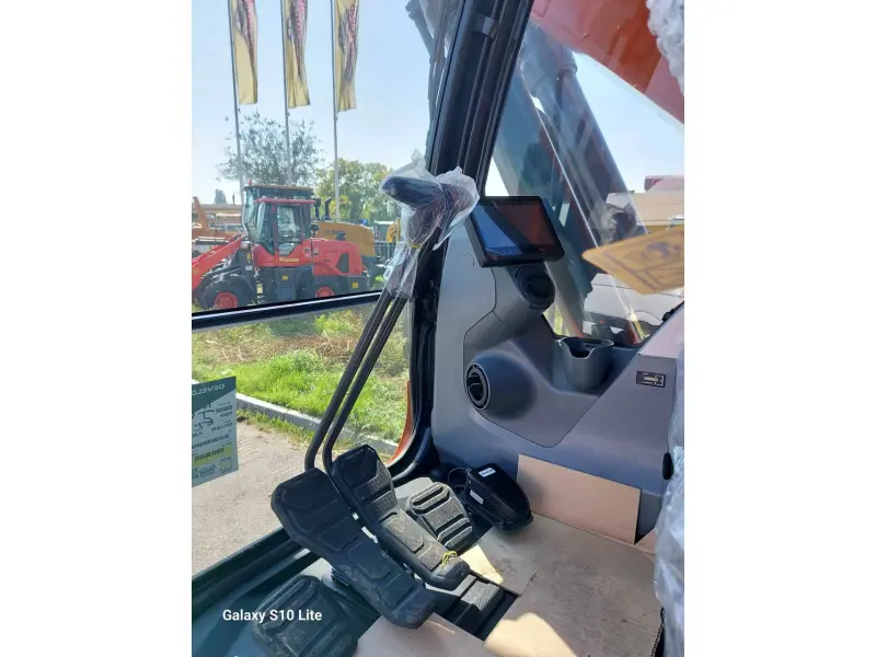 Excavator pe senile  DX220LCA-2M Vin cod: HDCCEBGACR0030958 (2024)