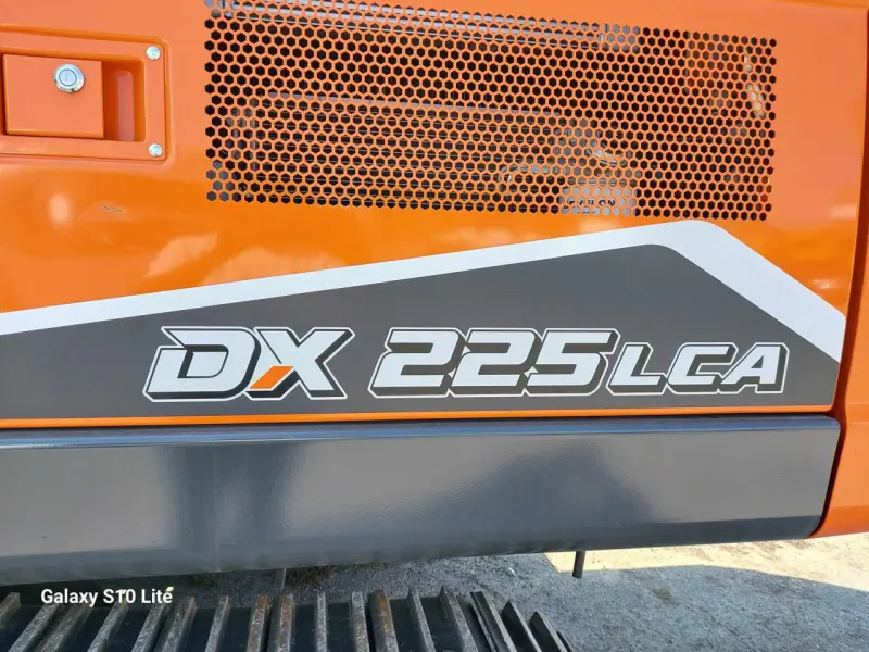 Excavator pe senile  DX220LCA-2M Vin cod: HDCCEBGACR0030958 (2024)
