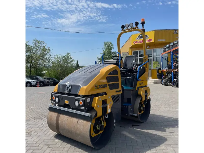 Compactor de drum XCMG XD120×2