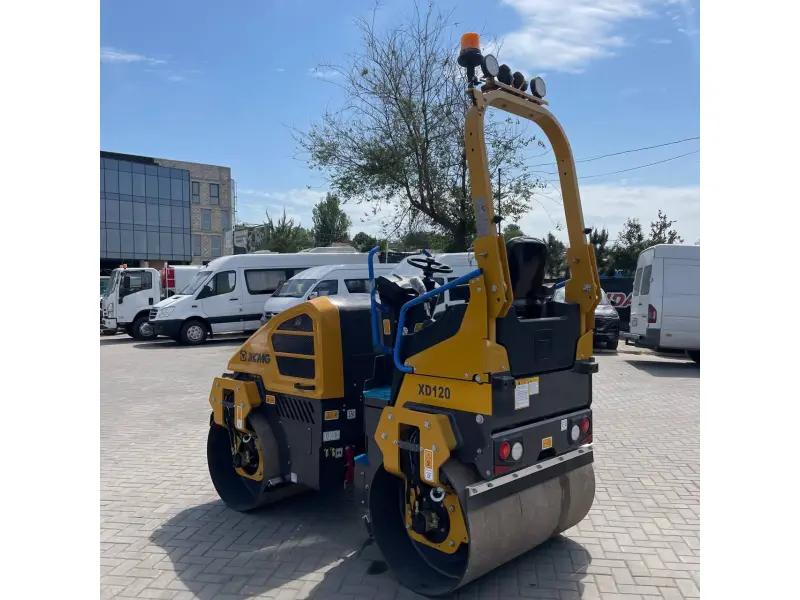 Compactor de drum XCMG XD120×2